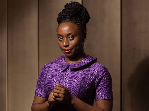  El Premios Nobel de Literatura 2019: Un triunfo para la pluma de Chimamanda Ngozi Adichie