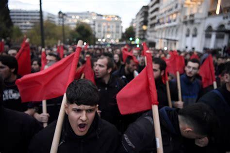  La Revuelta de Estudiantes de 2009: Un Reflejo del Deseo de Cambio en Irán